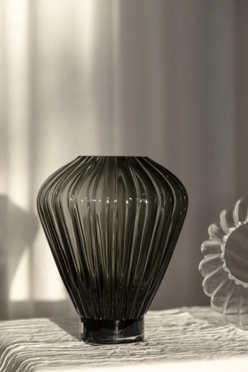 Evelyn Vase - Grey Medium