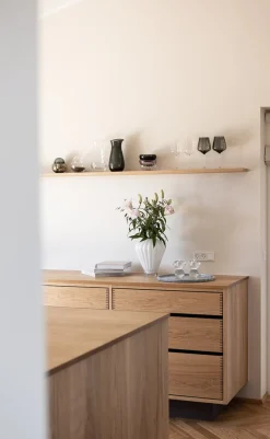 Evelyn Vase - Opal Medium