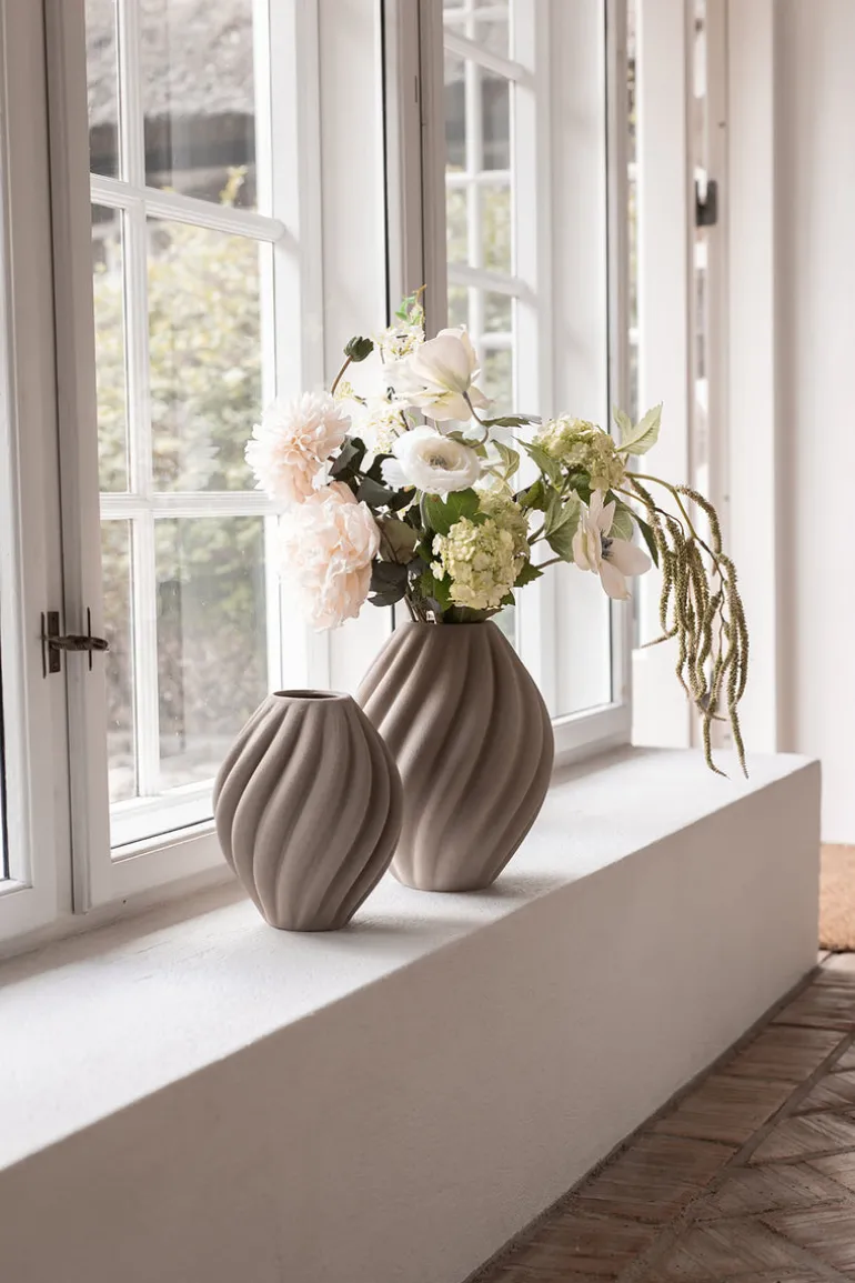 Flora Vase - Sand Small