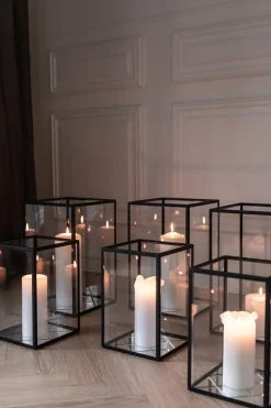 Harlequin Lantern - Clear Mirror, Black Frame Small (20*20*30)