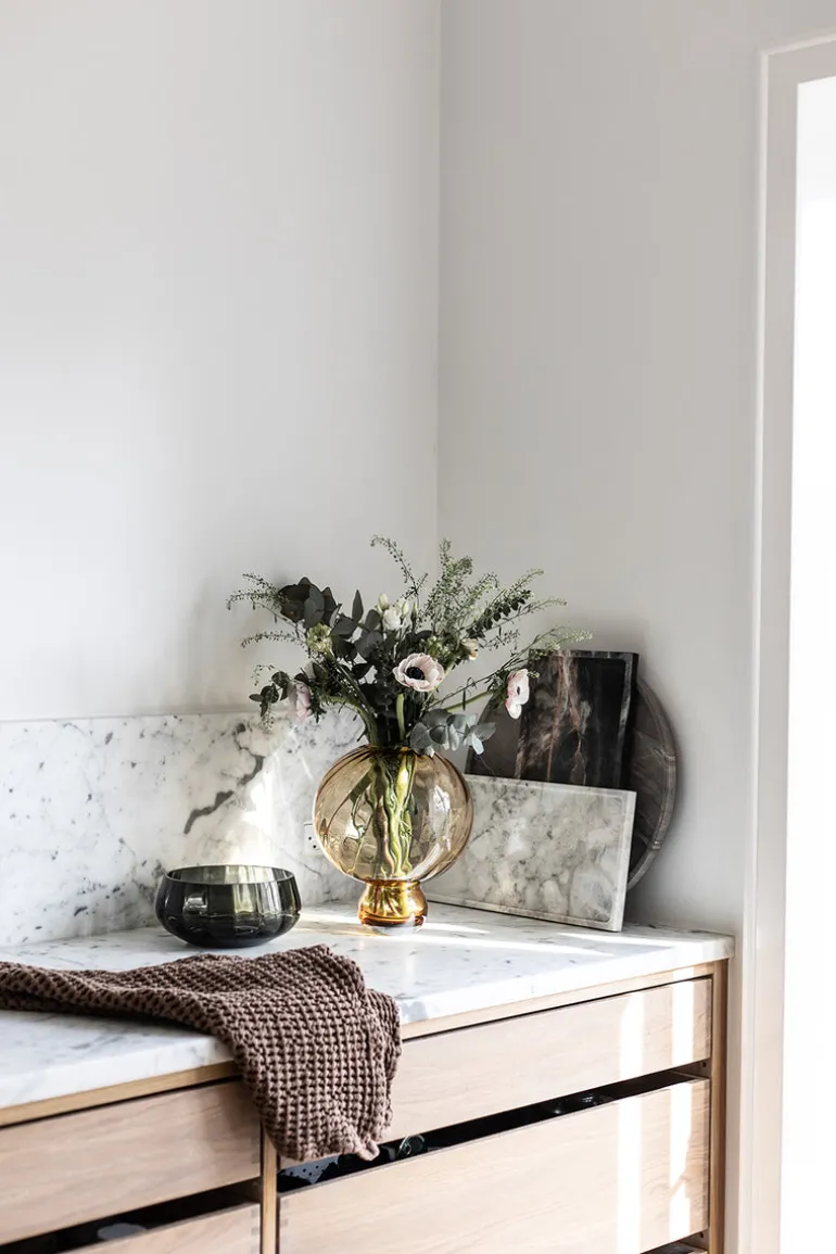 Meadow Swirl Vase - Amber Medium