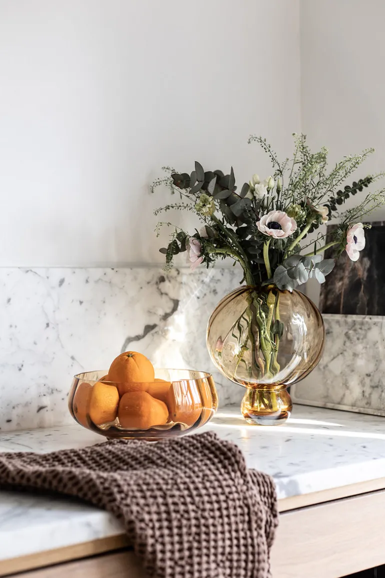 Meadow Swirl Vase - Amber Medium