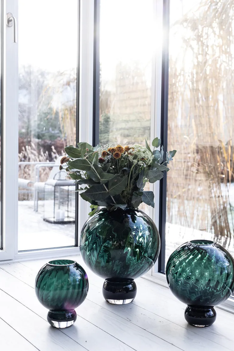 Meadow Swirl Vase - Green Medium