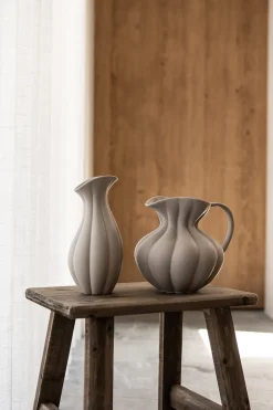 Nellie Jug - Sand No. 2