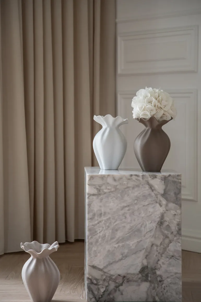 Nellie Vase - Brown Medium