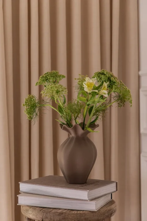Nellie Vase - Brown Small