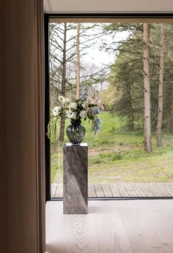 Phantom Cube Table - Horizon Pedestal