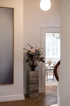 Phantom Cube Table - Thunderstorm Pedestal