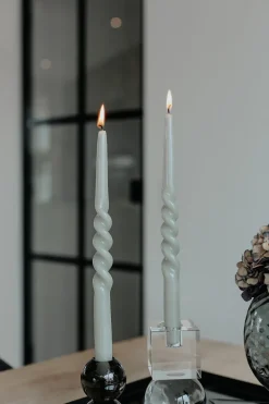 The Glossy Candle Collection - Packed with 4 pieces per box - Essential Emerald Middle Curled