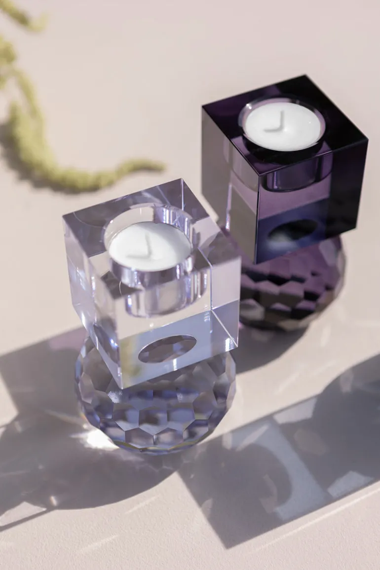 The Shadow T-light - Black Purple